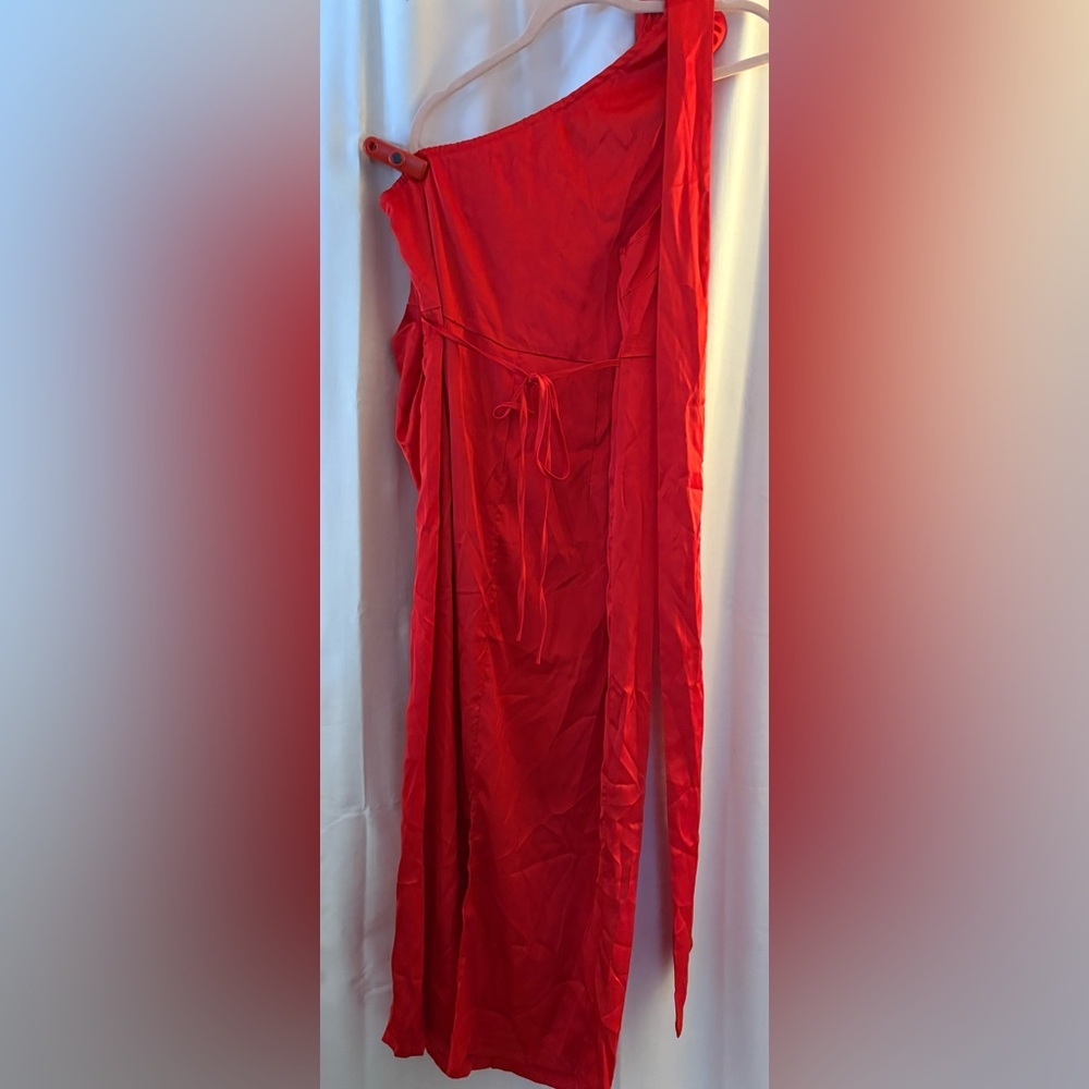 Unbranded Red One-Shoulder Maxi Dress w/Flower Embellishment, Side Zip; Size M/L - Picture 2 of 13